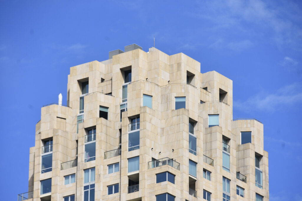 Building with square design